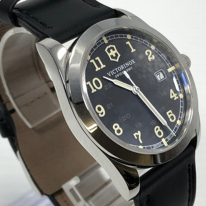 【中古品】【メンズ】 Victorinox ビクトリノックス SWISS ARMY 241584 スイスアーミー デイト クォーツ 腕時計 197-250116-hi-16-tag カラー：ブラック 万代Net店