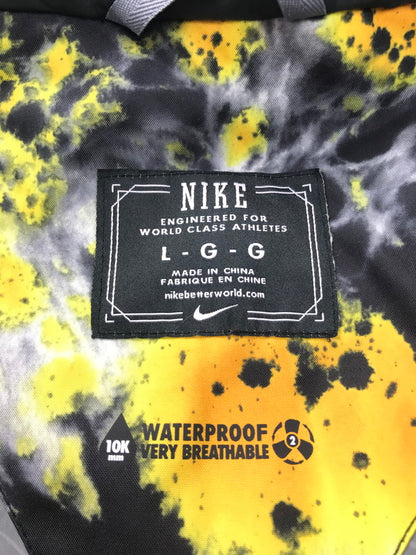 【中古品】【メンズ】 NIKE ナイキ SNOW BOARD WEAR 558889-016 タイダイ柄 スノーボードウェア ジャケット アウター 148-250208-na-02-tag サイズ：L カラー：マルチカラー 万代Net店