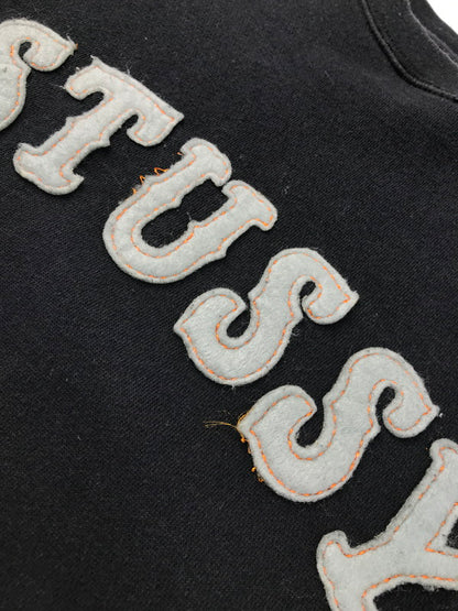 【中古品】【メンズ】 STUSSY ステューシー LOGO PATCH SWEATSHIRT ロゴワッペン スウェット トレーナー 142-250304-hi-15-tag サイズ：L カラー：ブラック 万代Net店