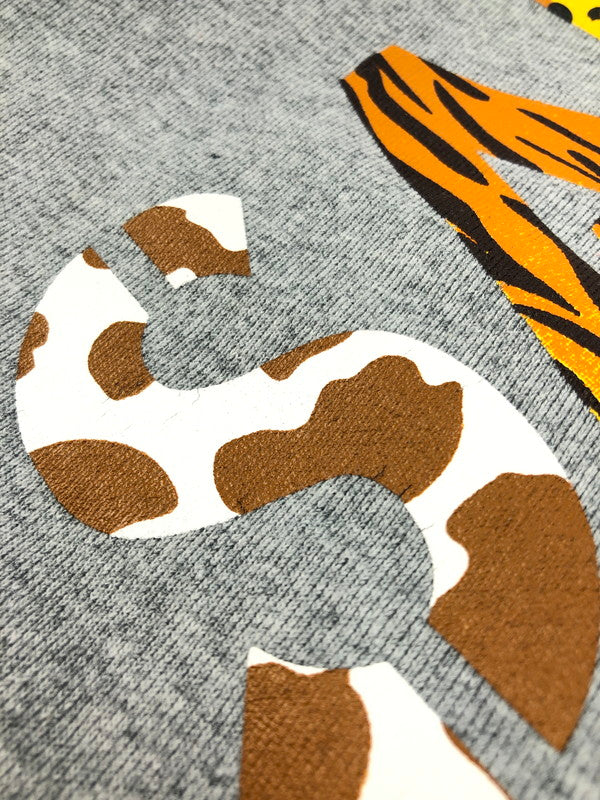 【中古品】【メンズ】  SAPEur サプール × ATMOS アトモス 別注 コラボ SAFARI LOGO PRINT HOODIE サファリ ロゴ プリント フーディー パーカー トップス 142-250314-yk-01-tag サイズ：L カラー：グレー 万代Net店