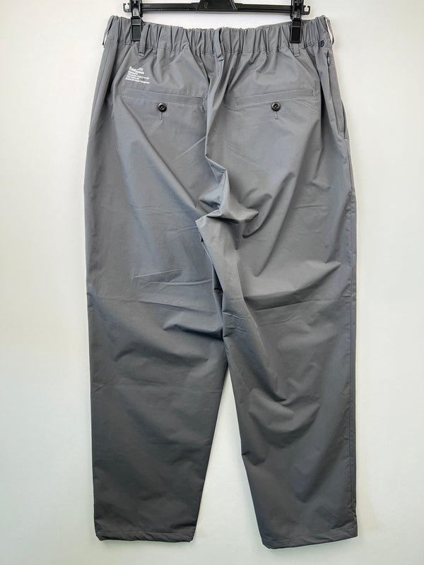 【中古品】【メンズ】 FreshService フレッシュサービス 23AW EDITORS TROUSERS FSW-23-PT-224R エディタートラウザーズ ボトムス パンツ 151-260710-kk-16-hon サイズ：M カラー：グレー 万代Net店