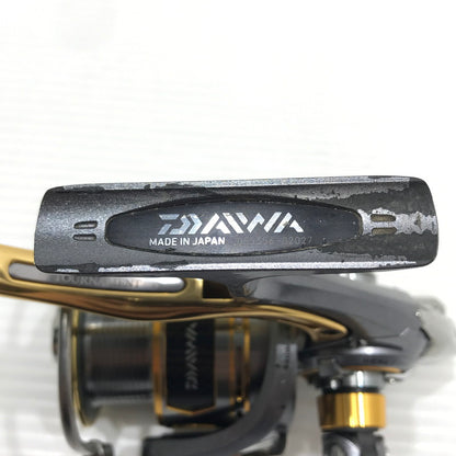 【中古品】Daiwa ダイワ 12 トーナメントISO TOURNAMENT ISO 2500H-LBD スピニングリール釣り 釣り具等 釣り具 134-250731-rt-04-tag 万代Net店