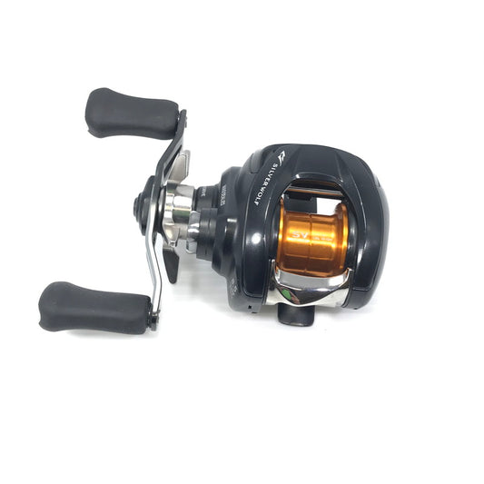 【中古品】Daiwa ダイワ 22 SILVER WOLF 22 シルバーウルフ SV TW 1000XHL PEスペシャル 左ハンドル ベイトリール 釣り 釣り具等 釣り具 134-250809-rt-07-tag 万代Net店