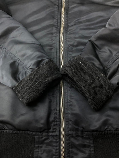 【中古品】【メンズ】 ALPHA アルファ × RAGE BLUE レイジブルー 別注 コラボ MA-1 FLIGHT JACKET RB030006AT フライトジャケット アウター 145-250821-rt-09-tag サイズ：M カラー：ブラック 万代Net店