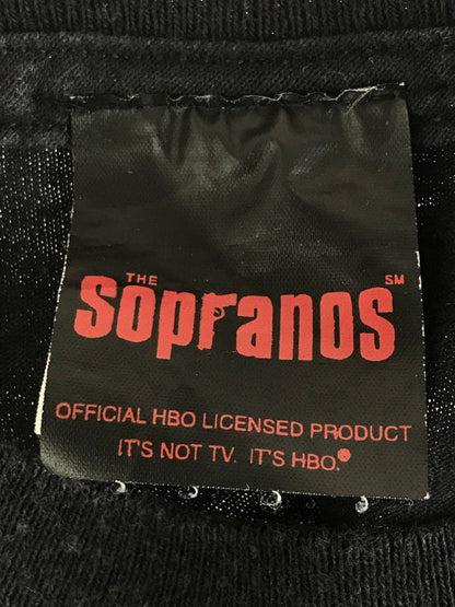 【現状渡し品】【メンズ】 UNKNOWN ALSTYLE GRAPHIC S/S T-SHIRT グラフィック ショートスリーブ Tシャツ THE SOPRANOS グッズ 半袖 トップス 146-250902-yy-17-tag サイズ：XL カラー：ブラック 万代Net店