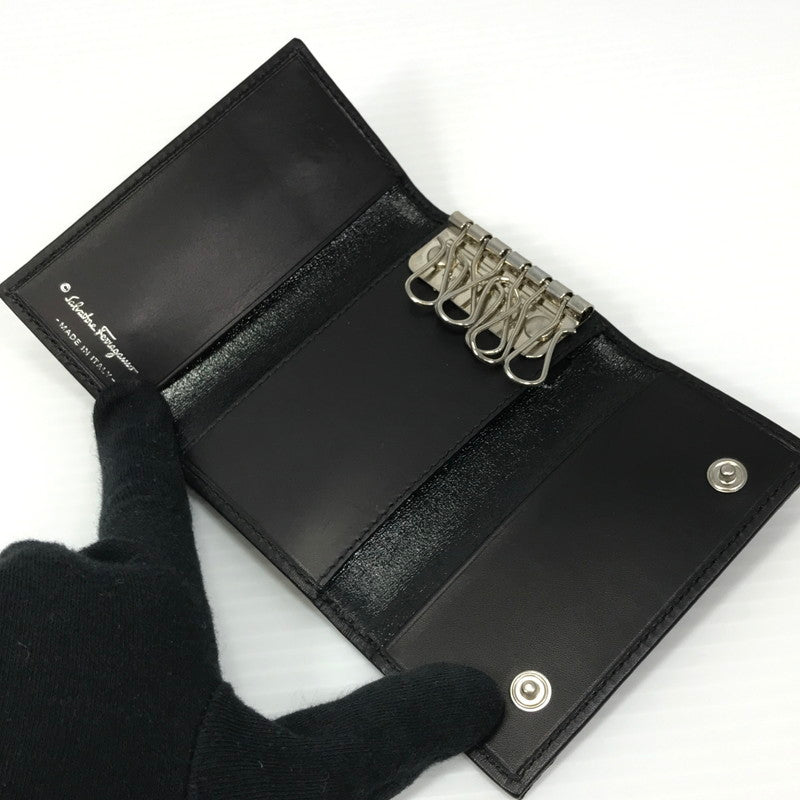 【ジャンク品】【メンズ】 Salvatore Ferragamo サルヴァトーレフェラガモ KEY CASE 三つ折り キーケース キーリング 財布 200-250830-hi-07-tag カラー：ブラック 万代Net店