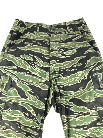【現状渡し品】【メンズ】 US.ARMY アメリカ軍 60's VIETNAM WAR TIGER STRIPE CAMO MILITARY PANTS 60年代 タイガーストライプカモ ミリタリーパンツ 157-250914-rt-20-tag サイズ：不明 カラー：グリーン系 万代Net店