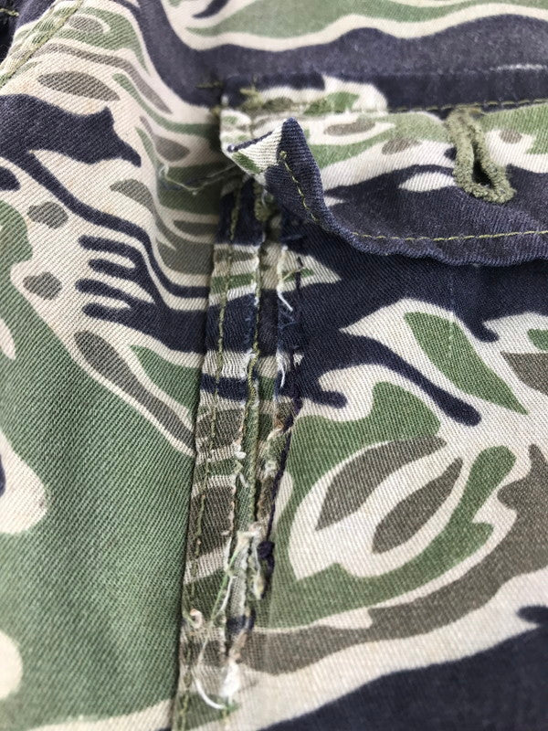 【現状渡し品】【メンズ】 US.ARMY アメリカ軍 60's VIETNAM WAR TIGER STRIPE CAMO MILITARY PANTS 60年代 タイガーストライプカモ ミリタリーパンツ 157-250914-rt-20-tag サイズ：不明 カラー：グリーン系 万代Net店