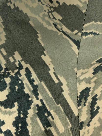 【中古品】【メンズ】 U.S.AIR FORCE アメリカ空軍 00's GORE-TEX DIGITAL CAMO LEVEL 6 PARKA 8415-01-547-3495 ゴアテックス デジタルカモ レベル6 パーカー アウター 146-250912-rt-11-tag サイズ：S カラー：グリーン 万代Net店