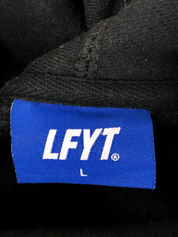 【中古品】【メンズ】 LFYT エルエフワイティー BLING BUCKLE HOODED SWEATSHIRT ブリン バックル フード付き スウェットシャツ パーカー 142-260107-rt-01-tag カラー：ブラック 万代Net店