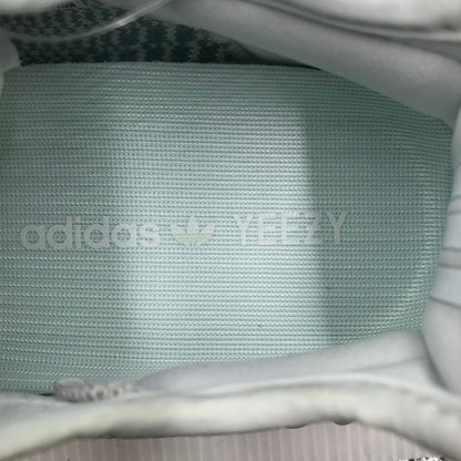 【中古美品】【メンズ】 adidas アディダス YEEZY BOOST 350 V2 CLOUD WHITE FW3043 イージーブースト350V2 クラウド ホワイト スニーカー 靴 161-251010-rt-09-tag サイズ：27.5cm US 9 1/2 カラー：CLOUD WHITE 万代Net店