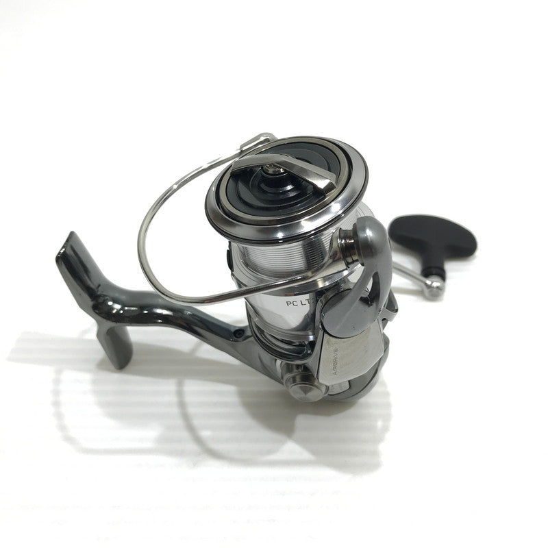 【中古品】DAIWA ダイワ 22 EXIST イグジスト PC LT2500-H スピニングリール 釣り 釣り具等 134-251121-yk-05-tag 万代Net店