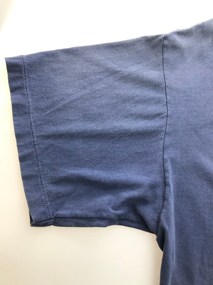 【現状渡し品】【メンズ】 SAINT MICHAEL セントマイケル × DISNEY ディズニー 25SS BONJOUR DSN_TEE SM-HR1-0000-C87 ディズニー プリント Tシャツ 142-251119-rt-02-tag サイズ：XXL カラー：ブルー 万代Net店