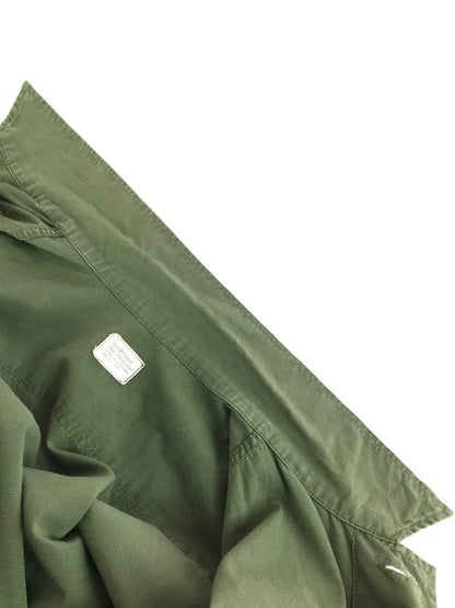 【中古品】【メンズ】 US.ARMY アメリカ軍 69年 JUNGLE FATIGUE JACKET 8405-935-4708 ジャングルファティーグジャケット アウター 146-251215-rt-10-tag サイズ：M-REGULAR カラー：カーキ 万代Net店