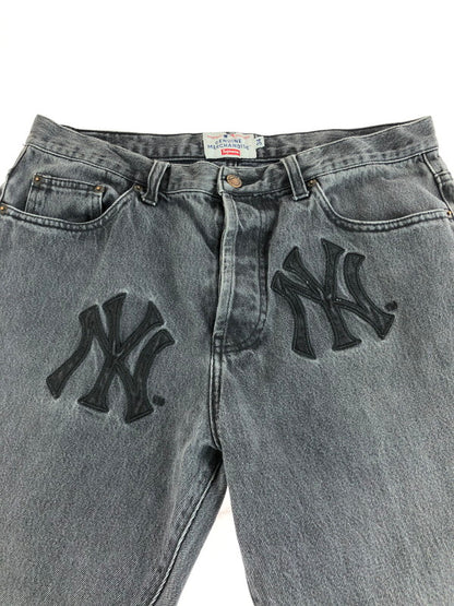 【中古品】【メンズ】 Supreme シュプリーム 21AW NEW YORK YANKEES REGULAR JEAN ニューヨーク ヤンキース レギュラー ジーンズ 149-251229-rt-10-tag カラー：グレー 万代Net店