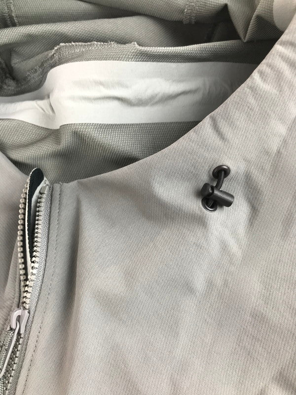 【中古品】【メンズ】 ARC'TERYX アークテリクス GAMMA HOODY X000007465 ガンマ フーディー ライトアウター 144-251218-rt-06-tag サイズ：M カラー：グレー 万代Net店