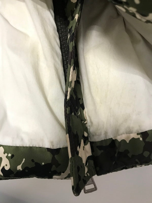 【中古品】【メンズ】 54AND BLANK CAMO DOWN JACKET F20911B56600 カモフラ柄 ダウンジャケット アウター 141-251226-rt-17-tag サイズ：1 カラー：マルチカラー 万代Net店