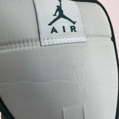 【中古美品】【メンズ】 NIKE ナイキ AIR JORDAN 1 MID SE FQ7720-103 エアジョーダン 1 ミッド スニーカー 靴 160-260106-na-02-tag サイズ：27.5cm US 9.5 カラー：WHITE/OXIDIZED GREEN-SAIL 万代Net店