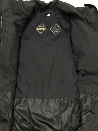 【中古品】【レディース】 GORE-TEX CAMO SNOWBOARD WEAR ゴアテックス カモ スノーボードウェア アウター 168-260105-rt-19-tag サイズ：ショート カラー：ブラック 万代Net店