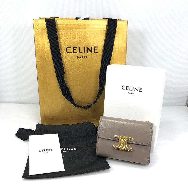 【中古品】【レディース】 CELINE セリーヌ COMPACT WALLET WITH COIN 10I653DPV コンパクト ウォレット ウィズ コイン 三つ折り財布 181-260118-na-20-tag カラー：ぺブル 万代Net店
