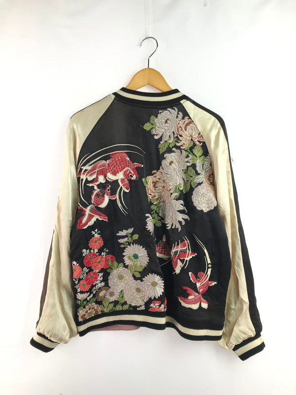 【ジャンク品】【メンズ】 花旅楽団 ハナタビガクダン EMBROIDERED SUKAJAN 金魚 らんちゅう菊 刺繍 スカジャン アウター 145-260121-rt-07-tag サイズ：L カラー：マルチカラー 万代Net店