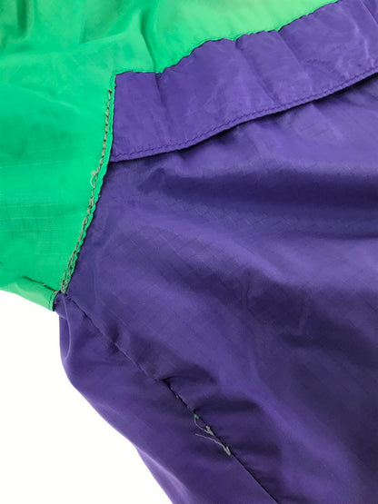【現状渡し品】【メンズ】 patagonia パタゴニア フェザーウェイトジャケット ナイロンジャケット ライトアウター 144-260129-na-03-tag サイズ：サイズ表記なし 下記参照 カラー：グリーン/パープル 万代Net店