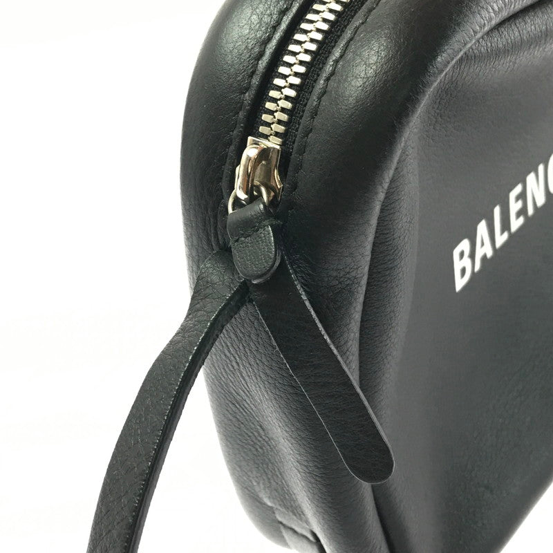 【ジャンク品】【レディース】 BALENCIAGA バレンシアガ エブリデイ カメラバッグ 489812 ショルダーバッグ カバン 180-260208-na-09-tag カラー：ブラック 万代Net店