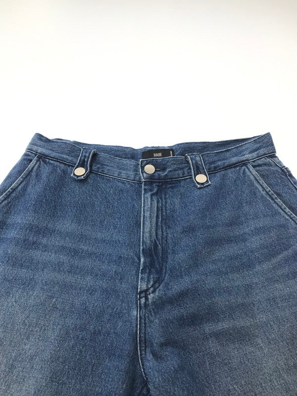 【中古品】【メンズ】 HARE ハレ SIDE BUTTON WIDE DENIM PANTS サイド ボタン ワイド デニム パンツ 158-260213-rt-20-tag カラー：ブルー 万代Net店