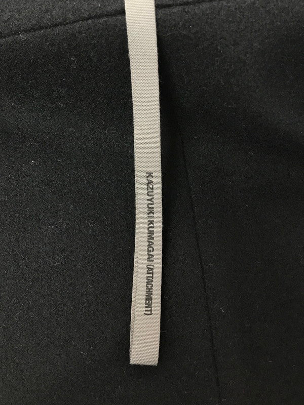 【中古品】【メンズ】 KAZUYUKI KUMAGAI ATTACHMENT カズユキクマガイアタッチメント CASHMERE BLEND MELTON HOODED COAT KC52-020 カシミヤ混 メルトン コート 140-260223-rt-09-tag サイズ：1 カラー：ブラック 万代Net店
