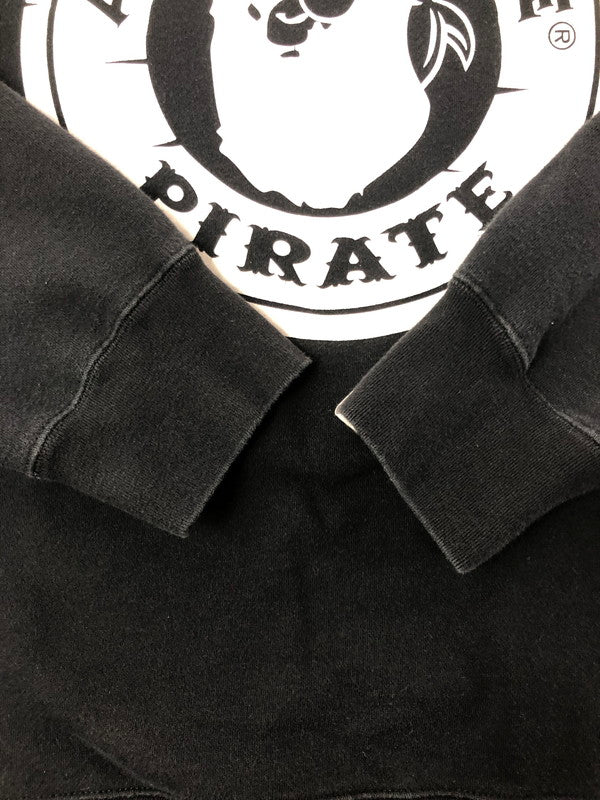 【中古品】【メンズ】 A BATHING APE アベイシングエイプ PIRATE SWEATSHIRT 004GDI221001H パイレーツ スウェットシャツ トレーナー 142-260518-na-27-tagh サイズ：XL カラー：ブラック 万代Net店