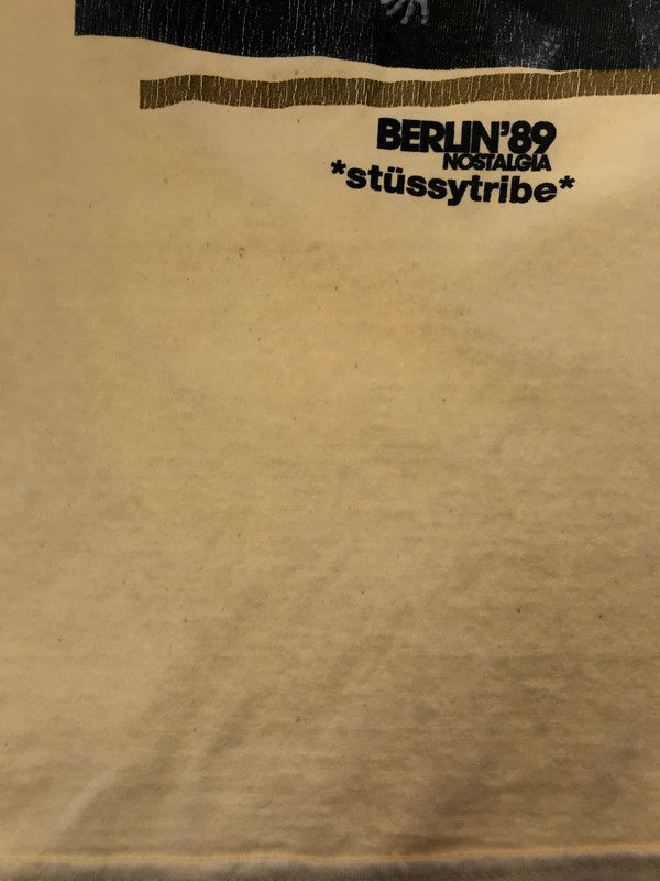 【現状渡し品】【メンズ】 OLD STUSSY オールド ステューシー BERLIN 89 S/S T-SHIRT ベルリン 89 Tシャツ 半袖Tシャツ 142-260518-na-10-tagh サイズ：サイス不明　下記参照 カラー：イエロー 万代Net店