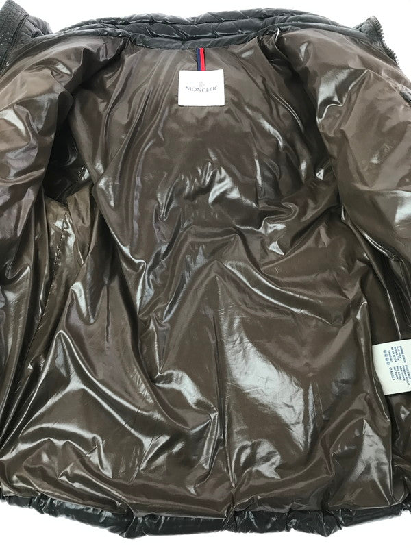 【中古品】【メンズ】 MONCLER モンクレール BERRIAT DOWN JACKET 142-091-41982-05 ベリアット ダウン ジャケット アウター 141-260219-rt-01-tag サイズ：3 カラー：ブラウン系 万代Net店