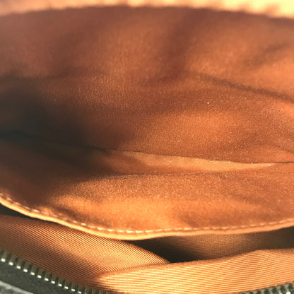 【中古品】【レディース】 GRAHAM CROSSBODY BAG CV921 グラハム クロスボディ バッグ・シグネチャー キャンバス カバン 180-260421-rt-25-tagh カラー：ブラウン/ブラック 万代Net店