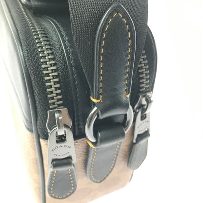 【中古品】【レディース】 GRAHAM CROSSBODY BAG CV921 グラハム クロスボディ バッグ・シグネチャー キャンバス カバン 180-260421-rt-25-tagh カラー：ブラウン/ブラック 万代Net店