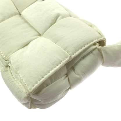 【中古品】【メンズ】 BOTTEGAVENETA ボッテガヴェネタ BOTTEGA VENETA NYLON MINI CASSETTE ショルダーバッグ カバン 180-260316-na-02-tag カラー：ホワイト 万代Net店