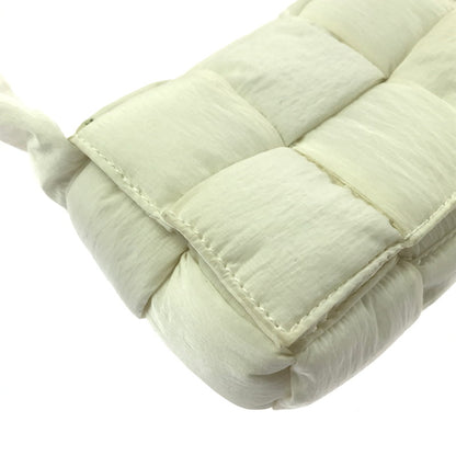 【中古品】【メンズ】 BOTTEGAVENETA ボッテガヴェネタ BOTTEGA VENETA NYLON MINI CASSETTE ショルダーバッグ カバン 180-260316-na-02-tag カラー：ホワイト 万代Net店