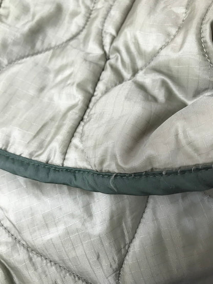 【現状渡し品】【メンズ】 GAP ギャップ QUILTING LINER HOODED MILITARY JACKET BLACK 304027 キルティング ライナー フーデッド ミリタリー ジャケット 146-260227-rt-09-tag サイズ：M カラー：ブラック 万代Net店