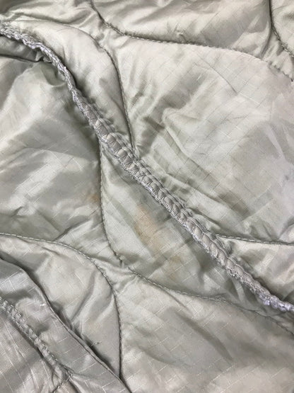 【現状渡し品】【メンズ】 GAP ギャップ QUILTING LINER HOODED MILITARY JACKET BLACK 304027 キルティング ライナー フーデッド ミリタリー ジャケット 146-260227-rt-09-tag サイズ：M カラー：ブラック 万代Net店