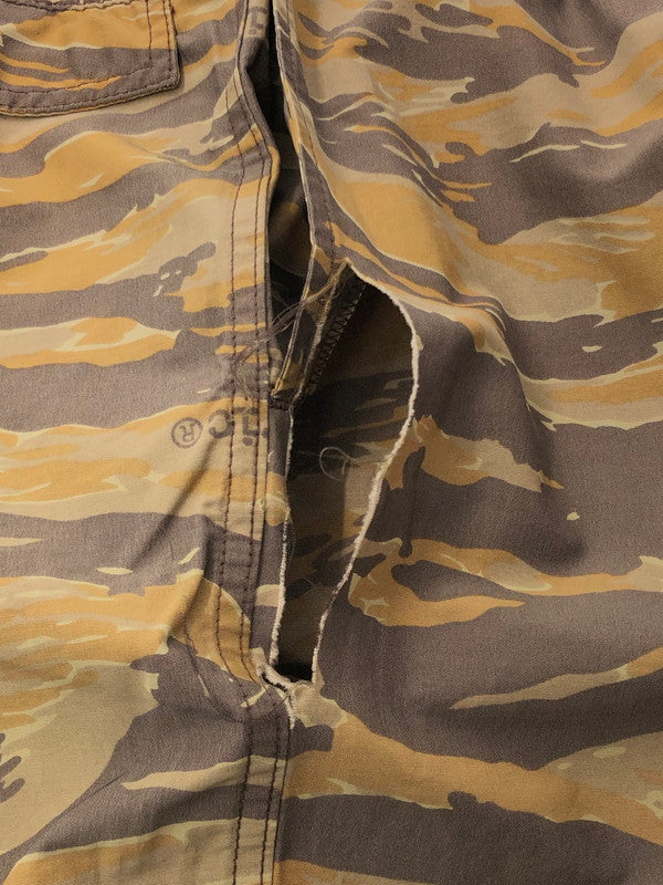 【現状渡し品】【メンズ】 HYSTERIC GLAMOUR ヒステリックグラマー PARACHUTE PANTS タイガーカモ パラシュートパンツ ボトムス 151-260627-rt-22-tagh サイズ：不明 下記参照 カラー：ベージュ系 万代Net店