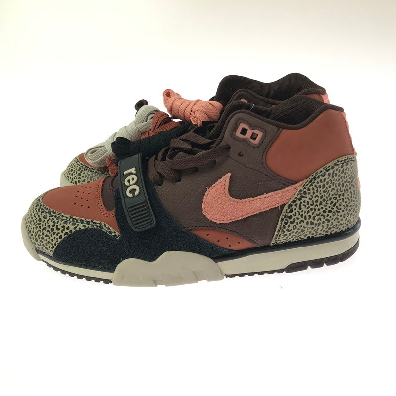 【中古美品】【メンズ】 NIKE SB ナイキエスビー × ARTS-REC SKATESHOP アーツレック AIR TRAINER 1 IF0501-200 エア トレーナー 1 スニーカー 靴 160-260321-na-17-tag サイズ：27.5cm US 9.5 カラー：LIMESTONE/PINK QUARTZ-EARTH 万代Net店