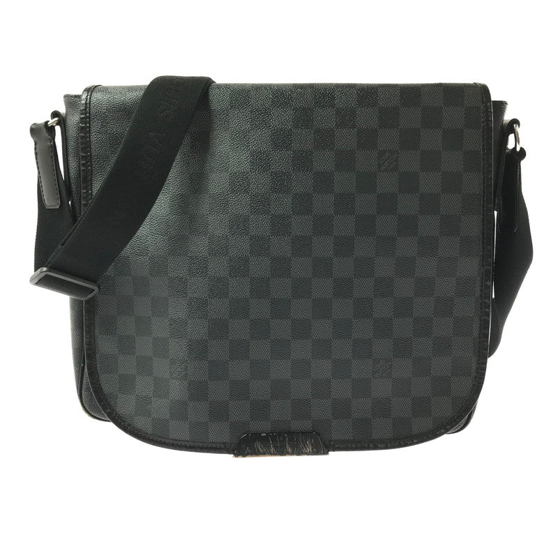 【中古品】【メンズ】 LOUIS VUITTON ルイヴィトン N58029 ダミエ グラフィット ダニエルMM ショルダーバッグ カバン 179-260503-na-04-tagh カラー：ブラック 万代Net店