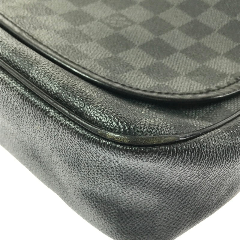 【中古品】【メンズ】 LOUIS VUITTON ルイヴィトン N58029 ダミエ グラフィット ダニエルMM ショルダーバッグ カバン 179-260503-na-04-tagh カラー：ブラック 万代Net店