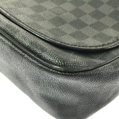 【中古品】【メンズ】 LOUIS VUITTON ルイヴィトン N58029 ダミエ グラフィット ダニエルMM ショルダーバッグ カバン 179-260503-na-04-tagh カラー：ブラック 万代Net店