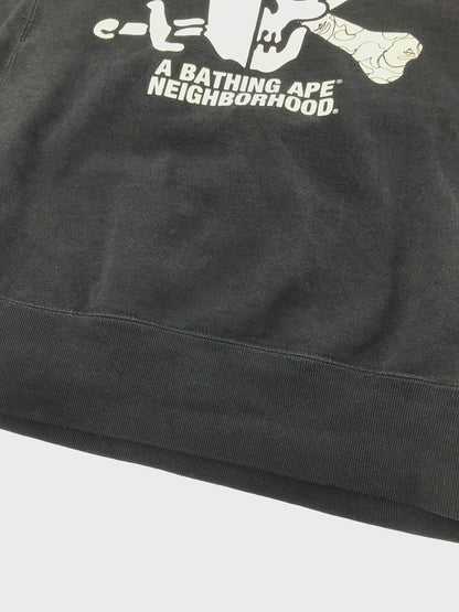 【中古品】【メンズ】 NEIGHBORHOOD ネイバーフッド × A BATHING APE ア ベイシング エイプ SKULL CREWNECK 001SWE731908X スカル クルーネック スウェット トレーナー 142-260408-rt-03-tag サイズ：M カラー：ブラック 万代Net店