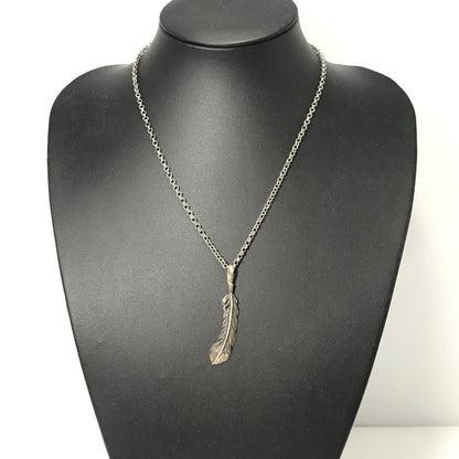 【現状渡し品】【メンズ】 BIG HAND ビッグハンド FEATHER PENDANT TOP フェザー ペンダントトップ アクセサリー 191-260627-na-11-tagh カラー：シルバー 万代Net店