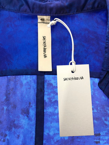 【中古美品】【メンズ】 SHINYA KOZUKA シンヤコズカ 2601SK69 FLOWY SHIRT フロウィー シャツ 長袖シャツ 140-260423-na-11-tagh サイズ：M カラー：BLUE PALETTE 万代Net店