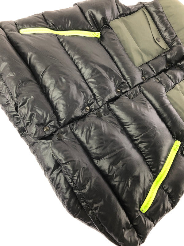 【中古品】【メンズ】 SOPHNET ソフネット× FRAGMENT DESIGN フラグメントデザイン FSF FYI DOWN VEST SOPH-134082 ダウンベスト 142-260822-su-02-tagh サイズ：M カラー：ブラック 万代Net店