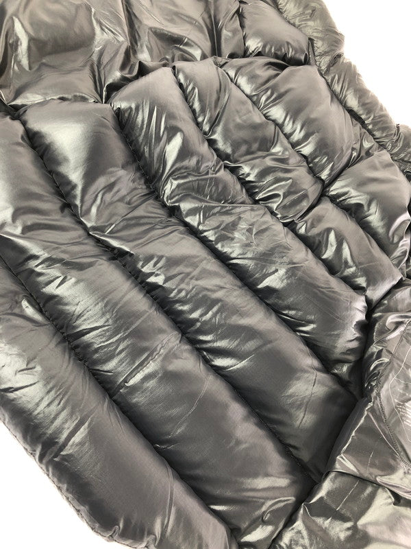 【中古品】【メンズ】 SOPHNET ソフネット× FRAGMENT DESIGN フラグメントデザイン FSF FYI DOWN VEST SOPH-134082 ダウンベスト 142-260822-su-02-tagh サイズ：M カラー：ブラック 万代Net店