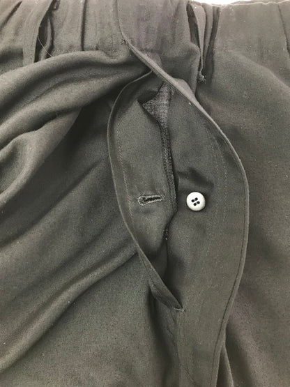 【中古品】【メンズ】 ISSEY MIYAKE MEN イッセイ ミヤケ メン SAROUEL PANTS ME31FF169 変形サルエルパンツ 151-260501-rt-08-tag サイズ：不明 下記参照 カラー：ブラック 万代Net店