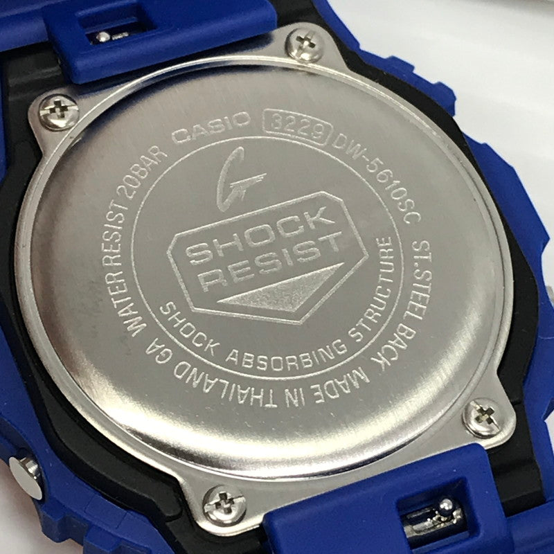 【メンズ】 CASIO G-SHOCK ジーショック DW-5610SC-2JF 5600 SERIES デジタル腕時計 時計 196-260522-ki-13-tagh カラー：ブルー/オレンジ 万代Net店